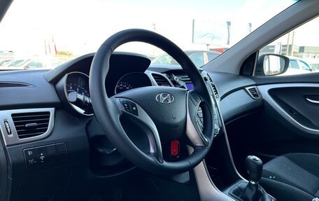 Hyundai i30 II рестайлинг, 2012 год, 899 000 рублей, 16 фотография