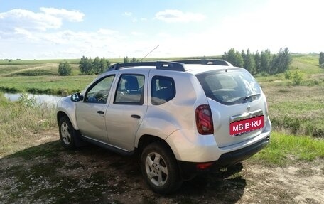 Renault Duster I рестайлинг, 2015 год, 1 050 000 рублей, 2 фотография