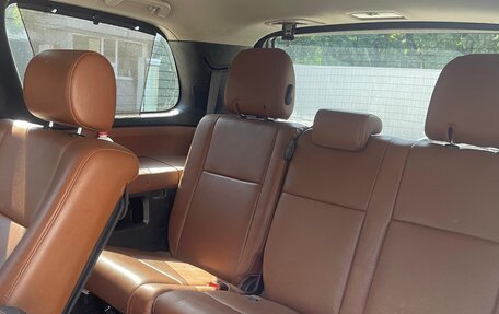 Toyota Sequoia II рестайлинг, 2012 год, 3 850 000 рублей, 8 фотография