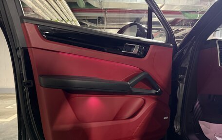 Porsche Cayenne III, 2022 год, 9 900 000 рублей, 8 фотография