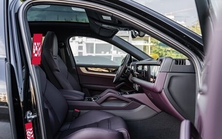 Porsche Cayenne III, 2025 год, 17 500 000 рублей, 23 фотография