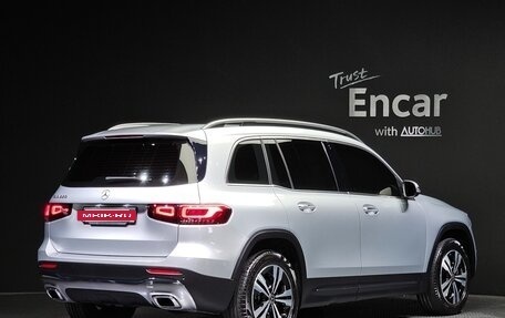 Mercedes-Benz GLB, 2021 год, 1 993 000 рублей, 2 фотография