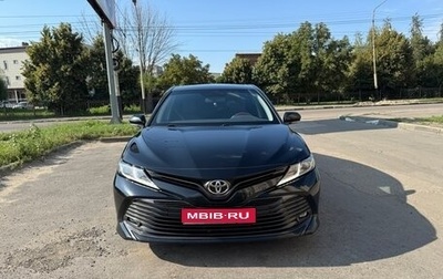 Toyota Camry, 2019 год, 2 300 000 рублей, 1 фотография