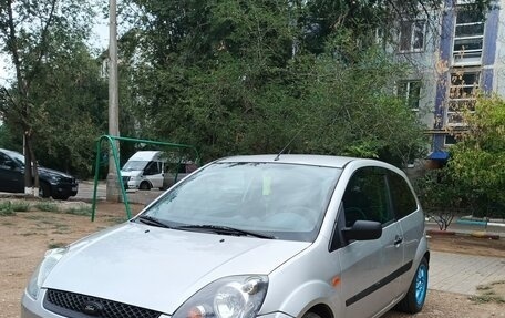 Ford Fiesta, 2006 год, 470 000 рублей, 2 фотография