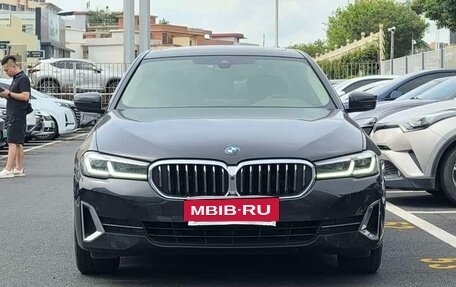 BMW 5 серия, 2022 год, 3 550 000 рублей, 2 фотография