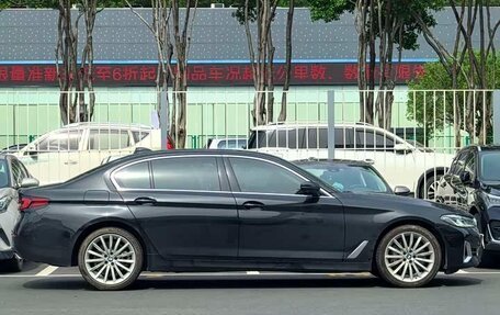 BMW 5 серия, 2022 год, 3 550 000 рублей, 8 фотография