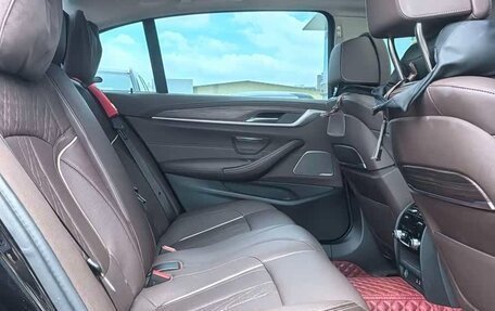 BMW 5 серия, 2022 год, 3 550 000 рублей, 16 фотография