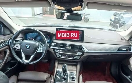 BMW 5 серия, 2022 год, 3 550 000 рублей, 12 фотография
