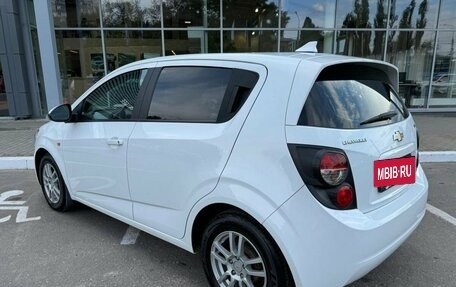 Chevrolet Aveo III, 2015 год, 890 000 рублей, 4 фотография