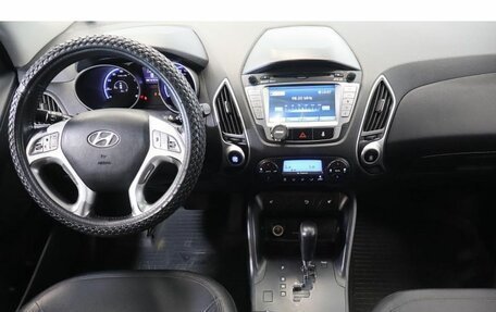 Hyundai ix35 I рестайлинг, 2011 год, 785 000 рублей, 9 фотография