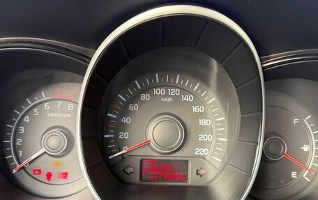 KIA Rio III рестайлинг, 2012 год, 830 000 рублей, 20 фотография