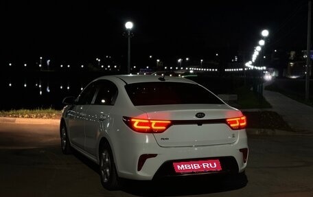 KIA Rio IV, 2019 год, 1 409 000 рублей, 3 фотография