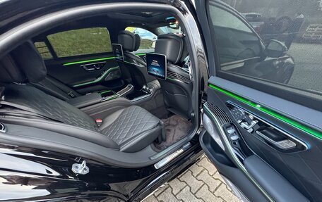 Mercedes-Benz S-Класс, 2024 год, 30 900 000 рублей, 39 фотография