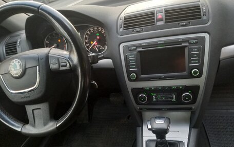 Skoda Octavia, 2010 год, 650 000 рублей, 21 фотография