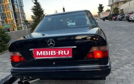 Mercedes-Benz W124, 1987 год, 2 400 000 рублей, 7 фотография