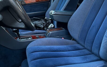 Mercedes-Benz W124, 1987 год, 2 400 000 рублей, 23 фотография