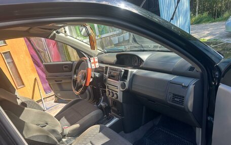 Nissan X-Trail, 2005 год, 650 000 рублей, 3 фотография