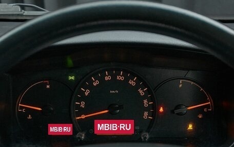Toyota HiAce H200, 2017 год, 2 599 000 рублей, 16 фотография