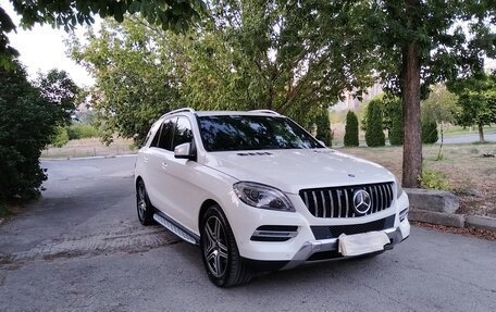 Mercedes-Benz M-Класс, 2012 год, 2 680 000 рублей, 2 фотография