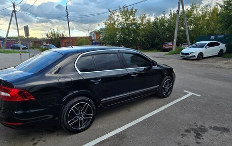Skoda Superb III рестайлинг, 2014 год, 1 190 000 рублей, 3 фотография