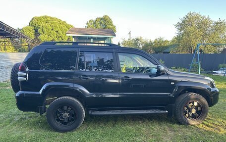 Toyota Land Cruiser Prado 120 рестайлинг, 2005 год, 2 000 000 рублей, 3 фотография
