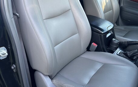Toyota Land Cruiser Prado 120 рестайлинг, 2005 год, 2 000 000 рублей, 15 фотография