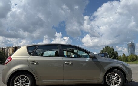 KIA cee'd I рестайлинг, 2011 год, 745 000 рублей, 7 фотография