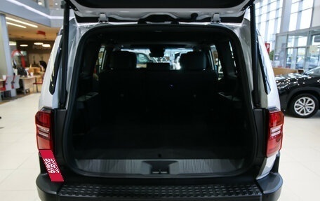 Toyota Land Cruiser Prado, 2024 год, 12 190 000 рублей, 25 фотография