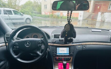 Mercedes-Benz E-Класс, 2002 год, 850 000 рублей, 17 фотография