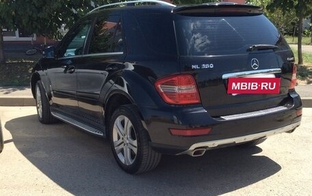 Mercedes-Benz M-Класс, 2010 год, 1 700 000 рублей, 6 фотография