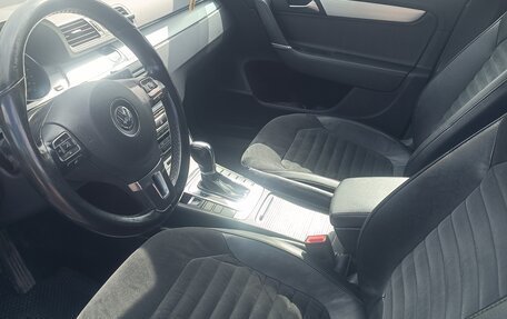 Volkswagen Passat B7, 2011 год, 1 050 000 рублей, 12 фотография