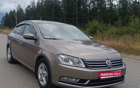 Volkswagen Passat B7, 2011 год, 1 050 000 рублей, 9 фотография