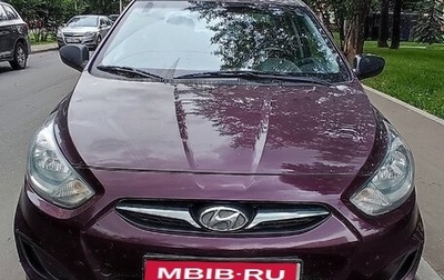 Hyundai Solaris II рестайлинг, 2013 год, 999 000 рублей, 1 фотография