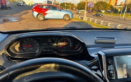 Peugeot 208 II, 2013 год, 590 000 рублей, 5 фотография