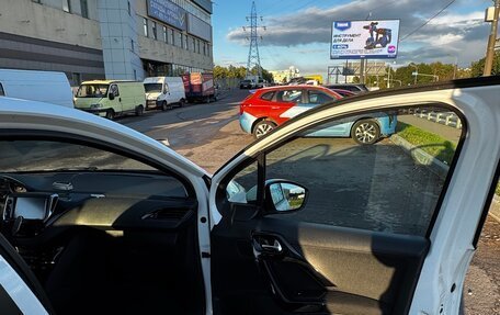 Peugeot 208 II, 2013 год, 590 000 рублей, 8 фотография