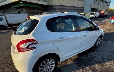 Peugeot 208 II, 2013 год, 590 000 рублей, 11 фотография