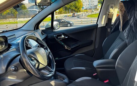 Peugeot 208 II, 2013 год, 590 000 рублей, 17 фотография
