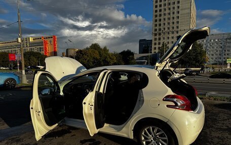 Peugeot 208 II, 2013 год, 590 000 рублей, 22 фотография