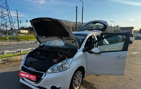 Peugeot 208 II, 2013 год, 590 000 рублей, 20 фотография