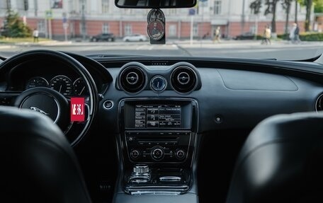 Jaguar XJ IV (X351), 2012 год, 1 900 000 рублей, 15 фотография