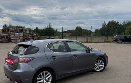 Lexus CT I рестайлинг, 2017 год, 2 200 000 рублей, 7 фотография
