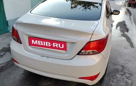 Hyundai Solaris II рестайлинг, 2015 год, 989 000 рублей, 3 фотография