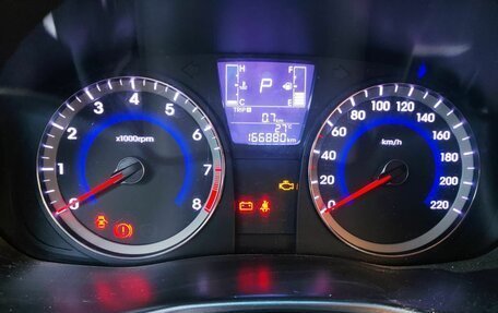 Hyundai Solaris II рестайлинг, 2015 год, 989 000 рублей, 14 фотография