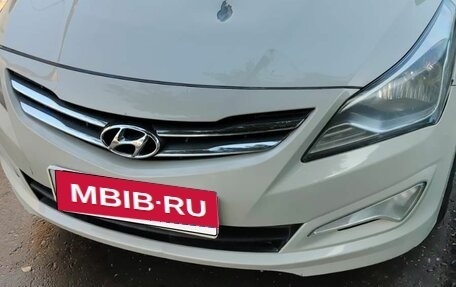 Hyundai Solaris II рестайлинг, 2015 год, 989 000 рублей, 8 фотография