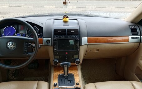 Volkswagen Touareg III, 2008 год, 650 000 рублей, 17 фотография