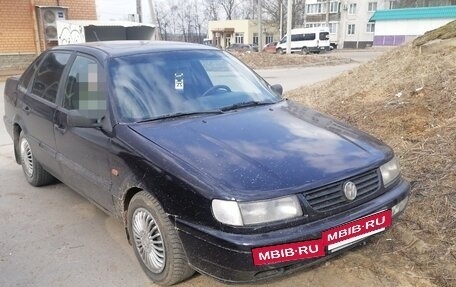 Volkswagen Passat B4, 1993 год, 175 000 рублей, 2 фотография