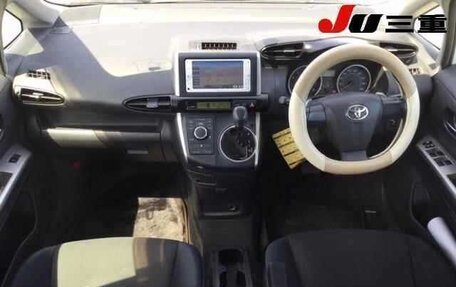 Toyota Wish II, 2009 год, 800 000 рублей, 7 фотография