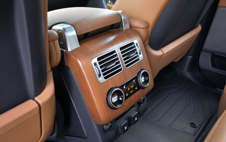Land Rover Range Rover IV рестайлинг, 2019 год, 9 990 000 рублей, 30 фотография