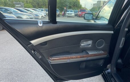 BMW 7 серия, 2002 год, 697 000 рублей, 17 фотография