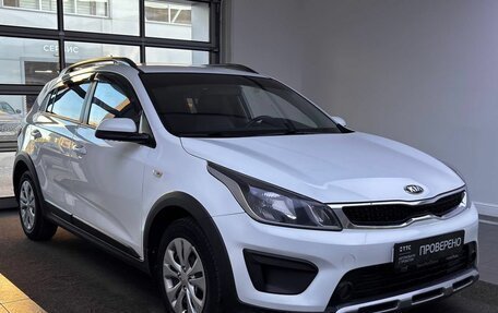 KIA Rio IV, 2018 год, 1 299 000 рублей, 3 фотография